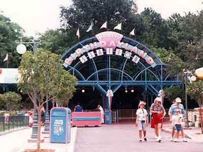 Yesterland: Mickey's Toontown Fair Train Station