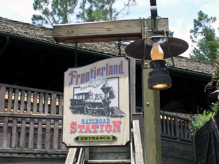 Walt Disney World Railroad - Frontierland